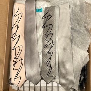 2 grey tie bar thin ties